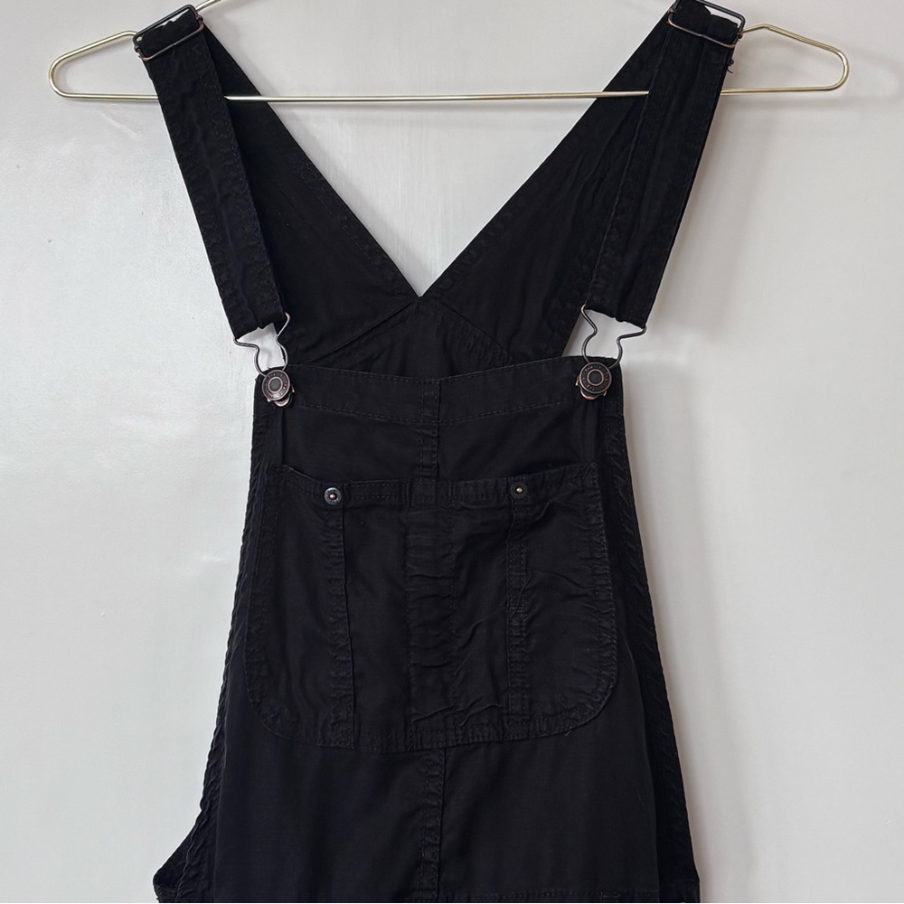 TNA| Aritzia| ‘Senryu’ Black Classic Overalls Sz XXS - Picture 2 of 5